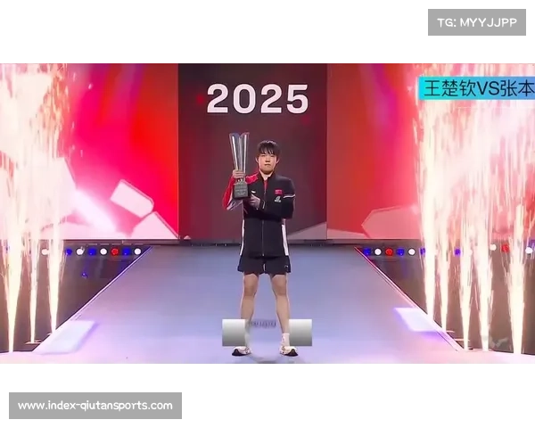 【全球电竞赛事·赛后·结果》颁奖典礼隆重举行,冠军队伍高举奖杯喷洒香槟 【全球电竞赛事·赛后·结果》颁奖典礼隆重举行,冠军队伍高举奖杯喷洒香槟